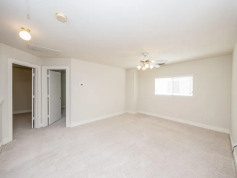 5839 Sonoma Rdg — Photo 17