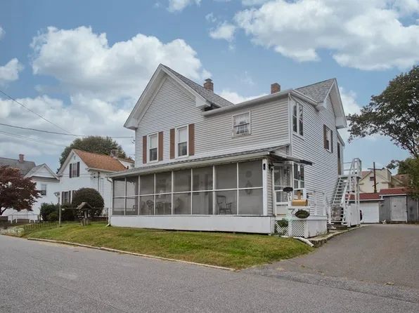 64 Hampshire St, Chicopee, MA 01020