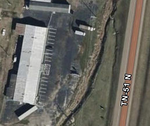 3rd image of 1483 Highway 51 N