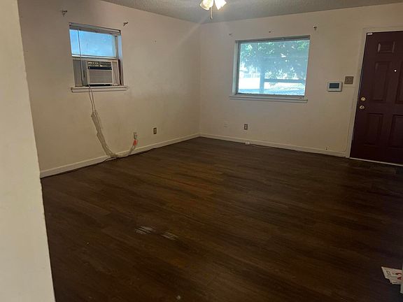 4th image of 1717 Avenue I