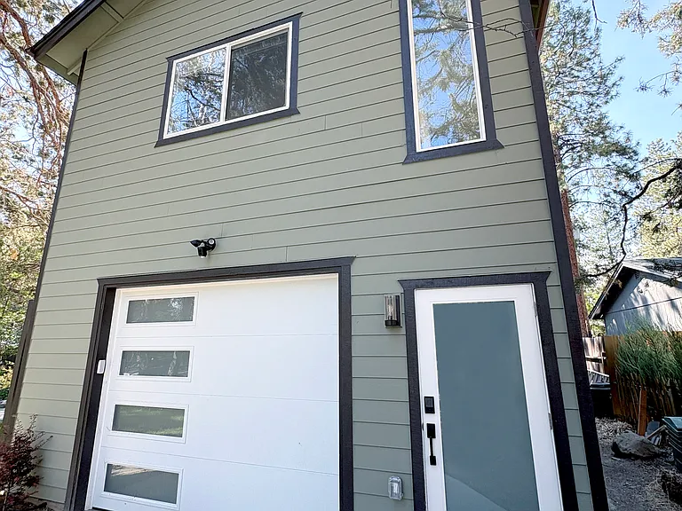 1605 NW Ithaca Ave #B — Photo 5