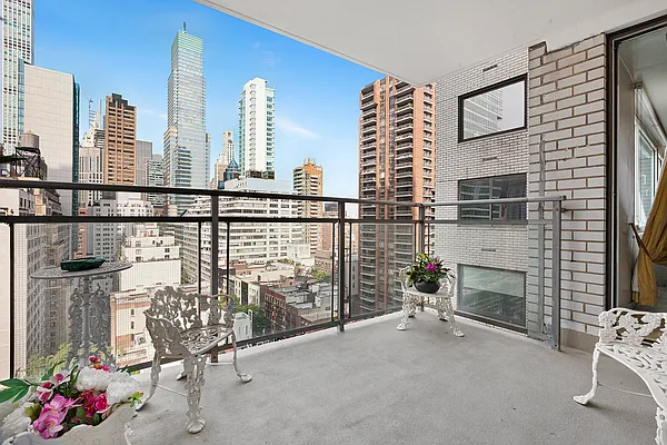 Rented by Compass | media 4