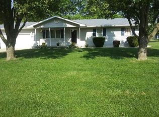609 N Hickory St, Jerseyville, IL 62052