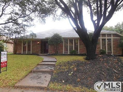 1st image of 3816 Silverstone Dr