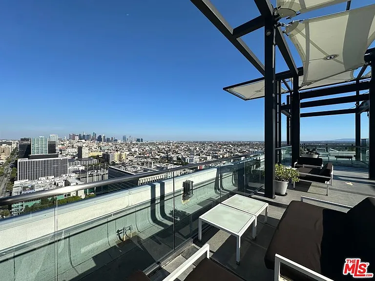 3810 Wilshire Blvd #1801 — Photo 19