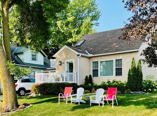 150 1st St S, Winsted, MN 55395