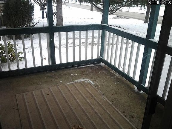 3rd image of 196 W Glendale St