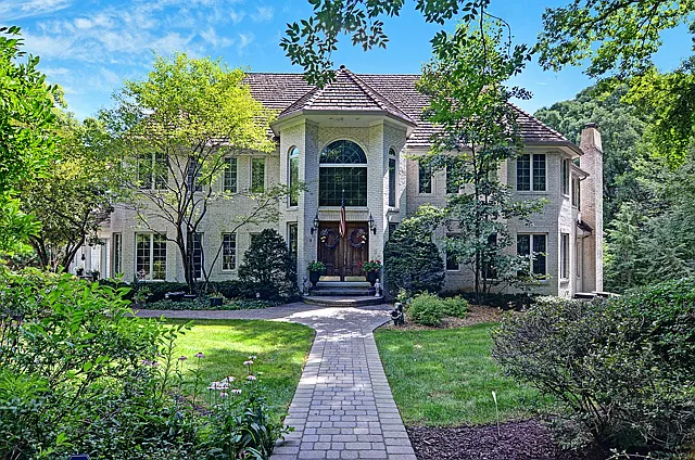 9 Shenandoah Ct photo 1