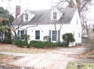 306 Illinois Ave, Erie, PA 16505