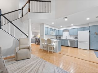 4502 Patterson St, Bridgewater, NJ 08807