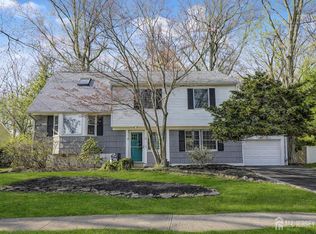 22 Meyer Rd, Edison, NJ