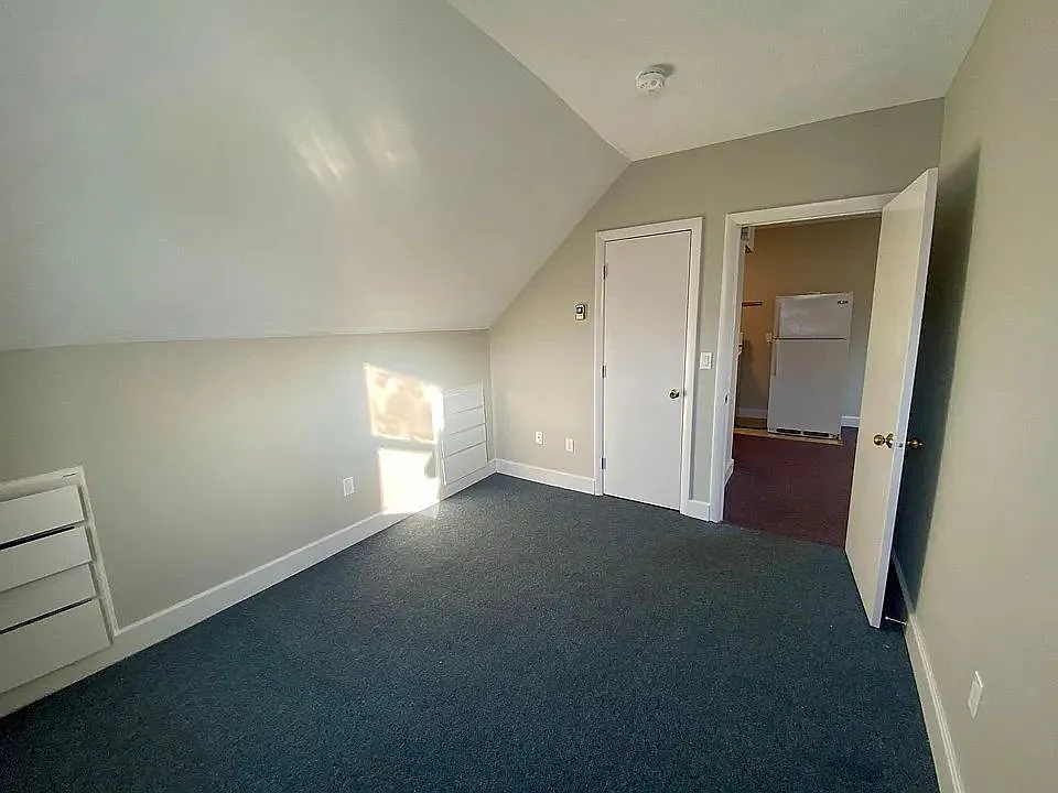 Building Photo - 257 Deering Ave #2