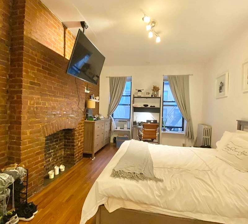 1st image of 344 E 76th St #11