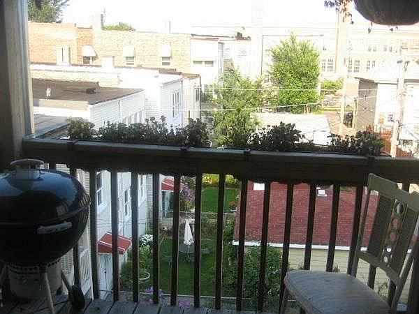 1st image of 4547 N Rockwell St APT 3