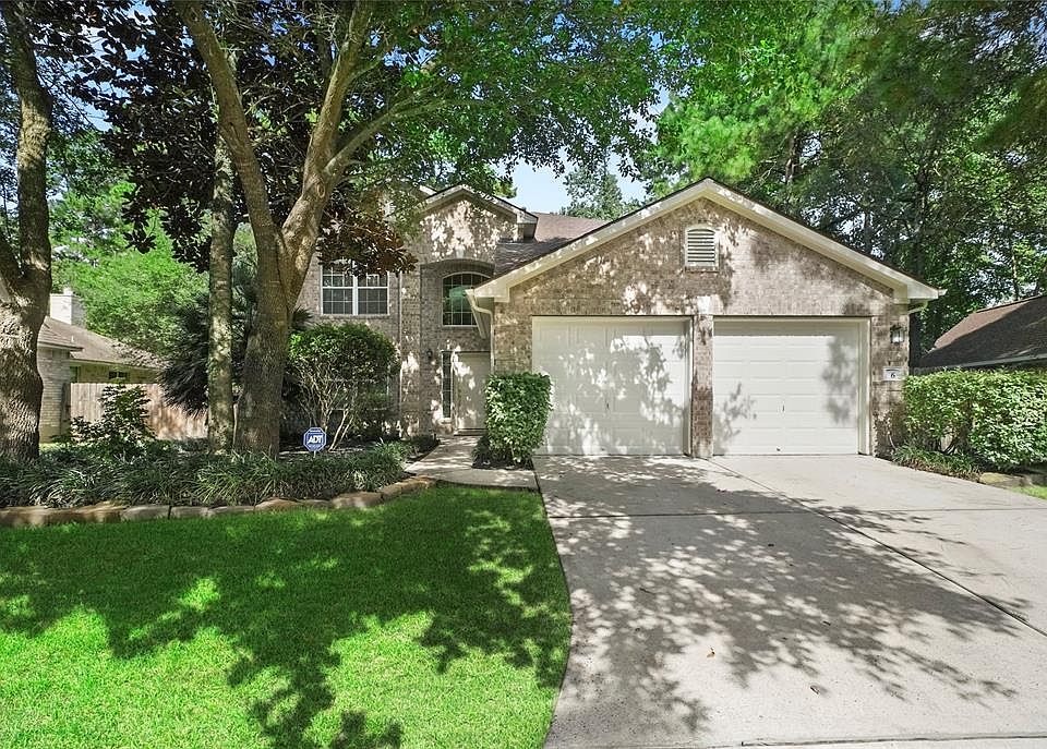Great curb appeal with brick elevation.