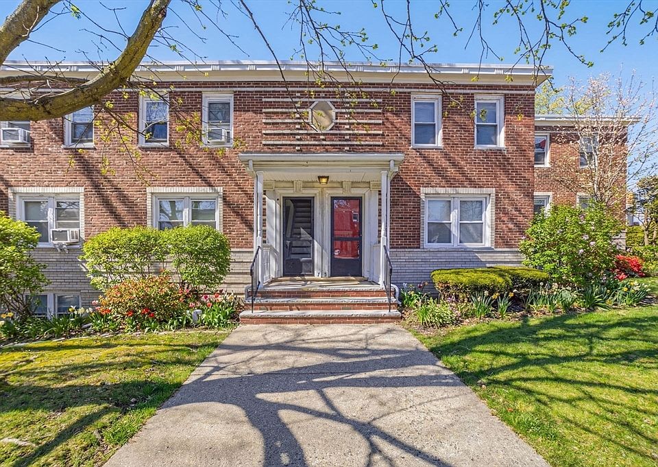 1st image of 5 Newman Rd #5