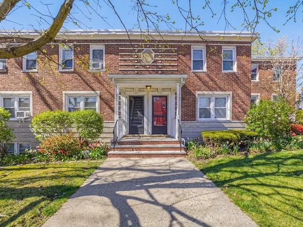 5 Newman Rd #5, Malden, MA 02148