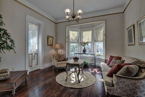 4th image of 592 N 17th St