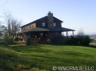 235 Longs Chapel Rd, Weaverville, NC 28787