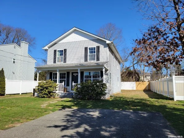 49B Delamere Street, Huntington, NY 11743