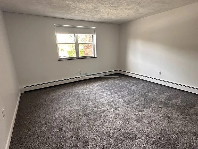 163 Lexington St #27 — Photo 5