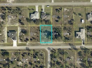 921 Panda Dr, Lehigh Acres, FL 33974