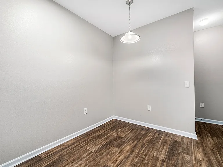 Maple Village Apartments — Photo 90
