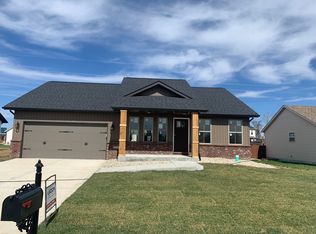 3725 Justine Dr, Pontoon Beach, IL