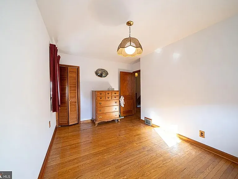 7400 Shisler St — Photo 22