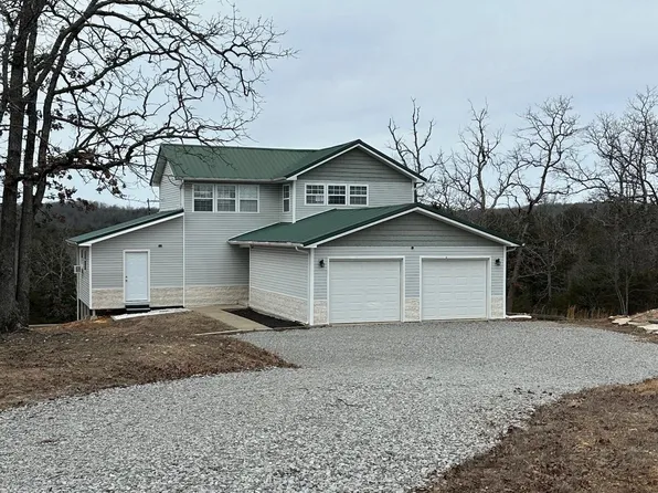 949 Chriswood Dr, Clarkridge, AR 72623