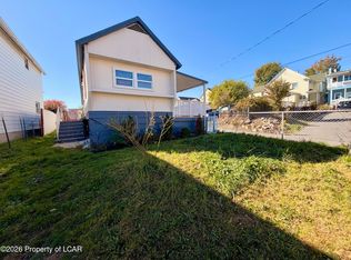 413 Bowman St, Dickson City, PA 18519
