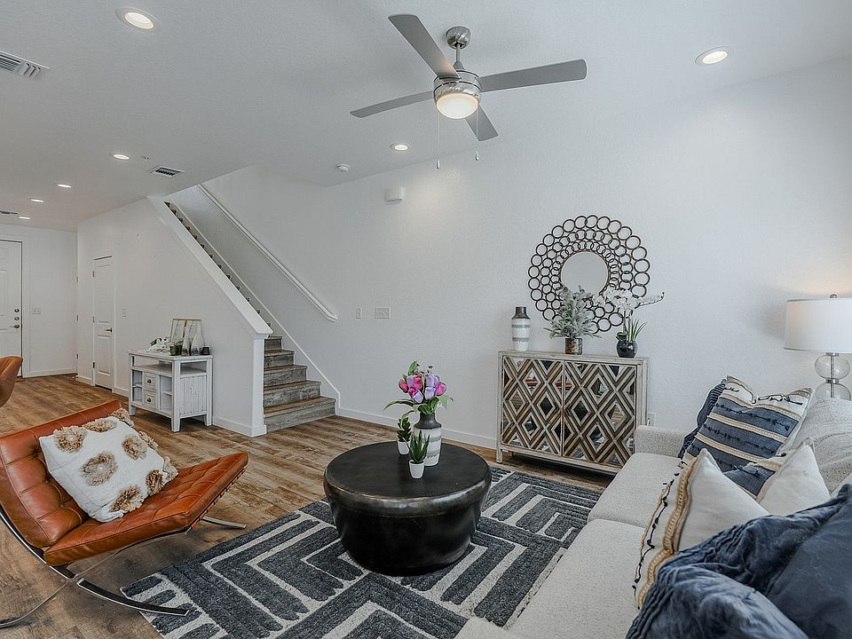 Belcara Luxury Townhomes Living Room