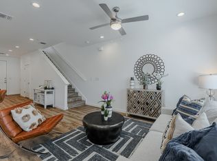 Belcara Luxury Townhomes, San Antonio, TX 78240