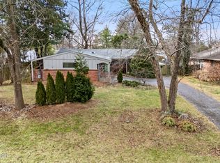 116 Tanglewood Trl, Wildwood, KY 40223