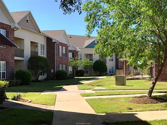 2nd image of 801 Luther St W Unit 1106