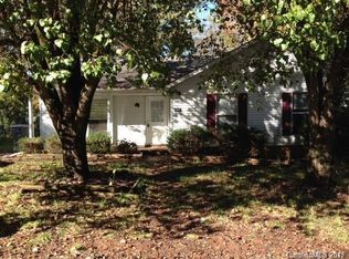 6001 Misty Way Ln, Charlotte, NC