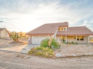 5594 Bronco Rd, Pioneertown, CA 92268