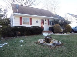 15 Laurie Dr, East Brunswick, NJ 08816