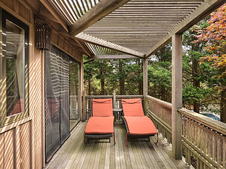 16 Bryan Rd — Photo 16