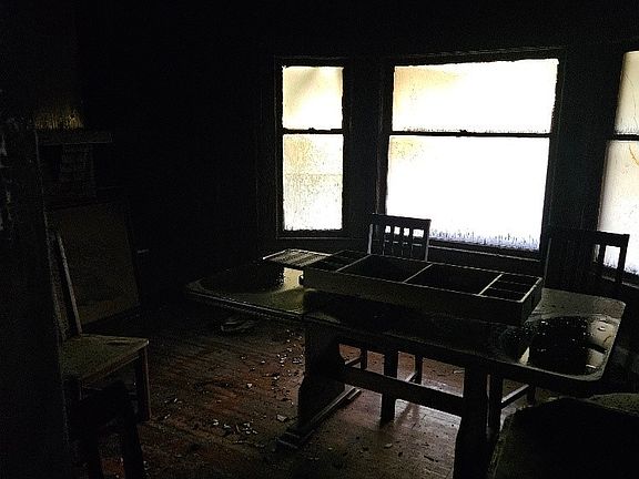 5th image of 14319 Elm Ave