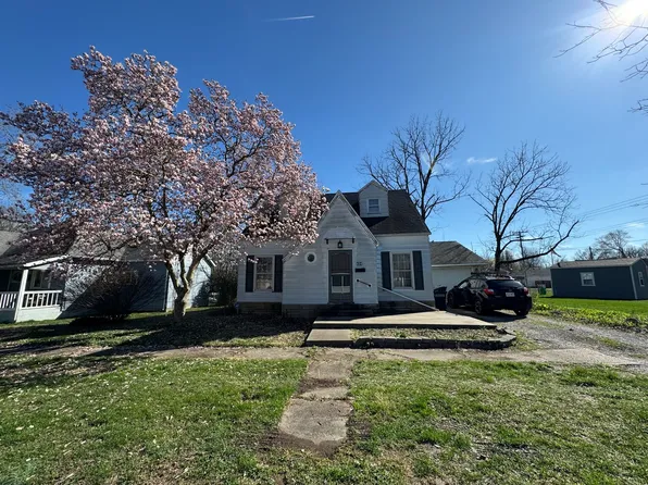 404 E Elm St, West Frankfort, IL 62896