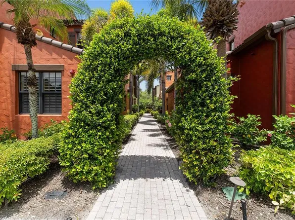 8957 Malibu ST #502, NAPLES, FL 34113