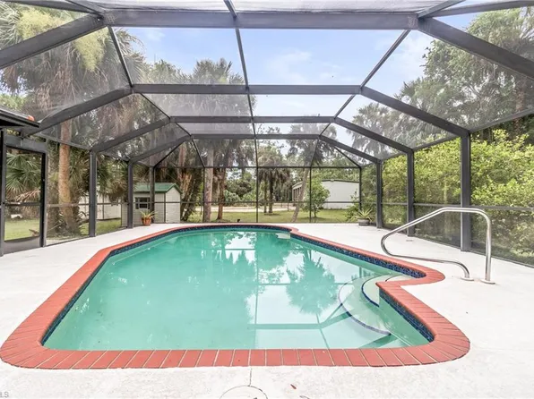 110 19th ST SW, NAPLES, FL 34117