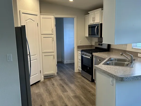 22899 Byron Rd APT 69, Crestline, CA 92325