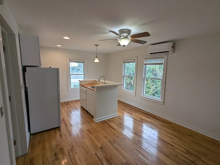 127 S Peninsula Dr #4 — Photo 11