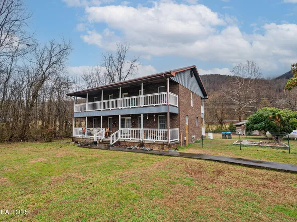 3888 Cosby Hwy, Cosby, TN 37722