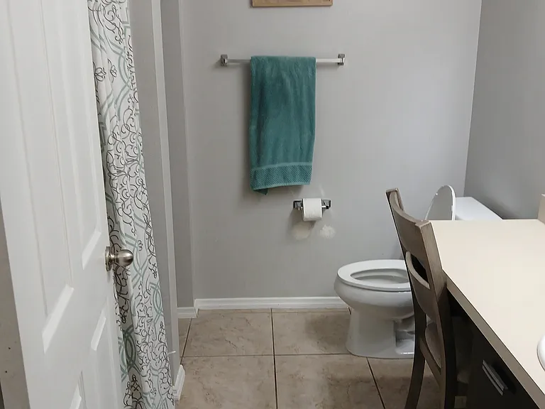 1840 Strathmore Cir — Photo 9