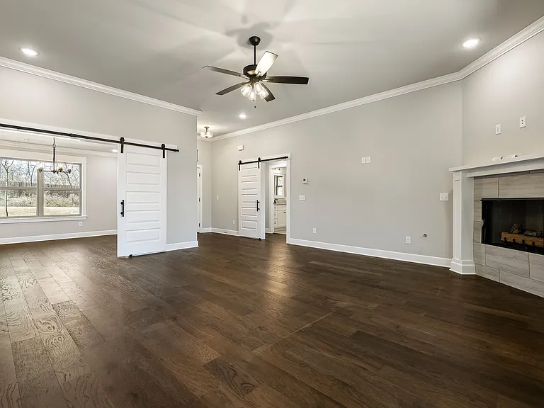 34 Taransay Dr — Photo 11