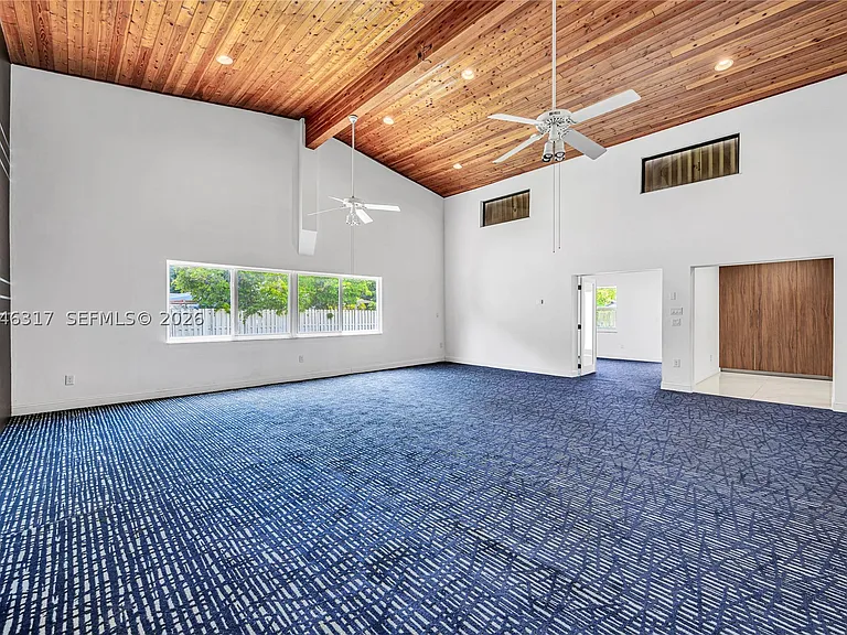 12525 SW 68th Ct — Photo 16