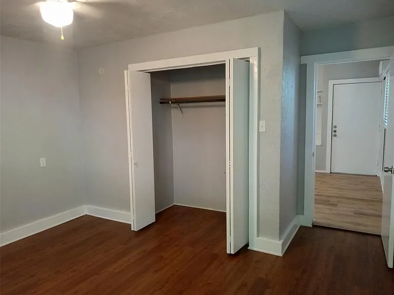 4500 Avenue D #B — Photo 13